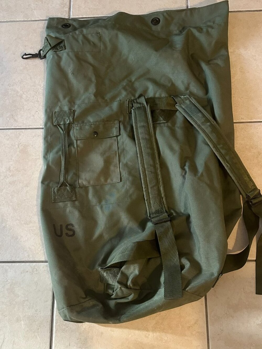 US Military Waterproof Duffel Bag Rubberized OD Green Backpack Straps USGI - Picture 3 of 5